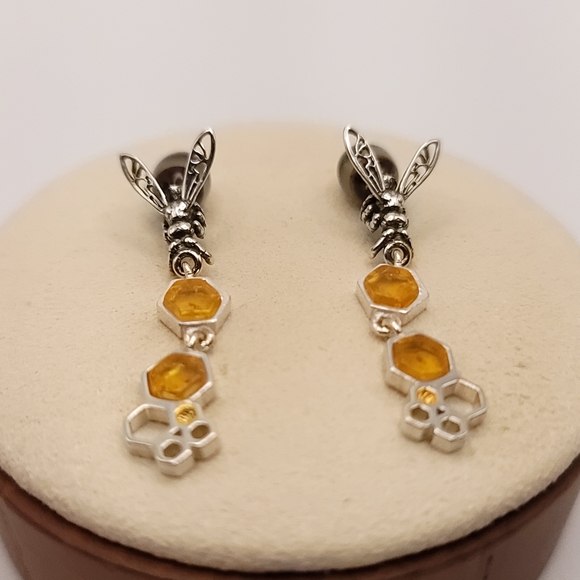 Baltic Amber and sterling silver bee earrings - Picture 3 of 3